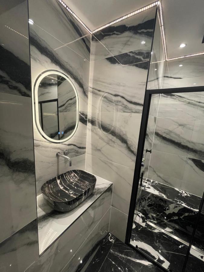 Luxury Apartment Edinburgh Centre With Steam Room Luaran gambar